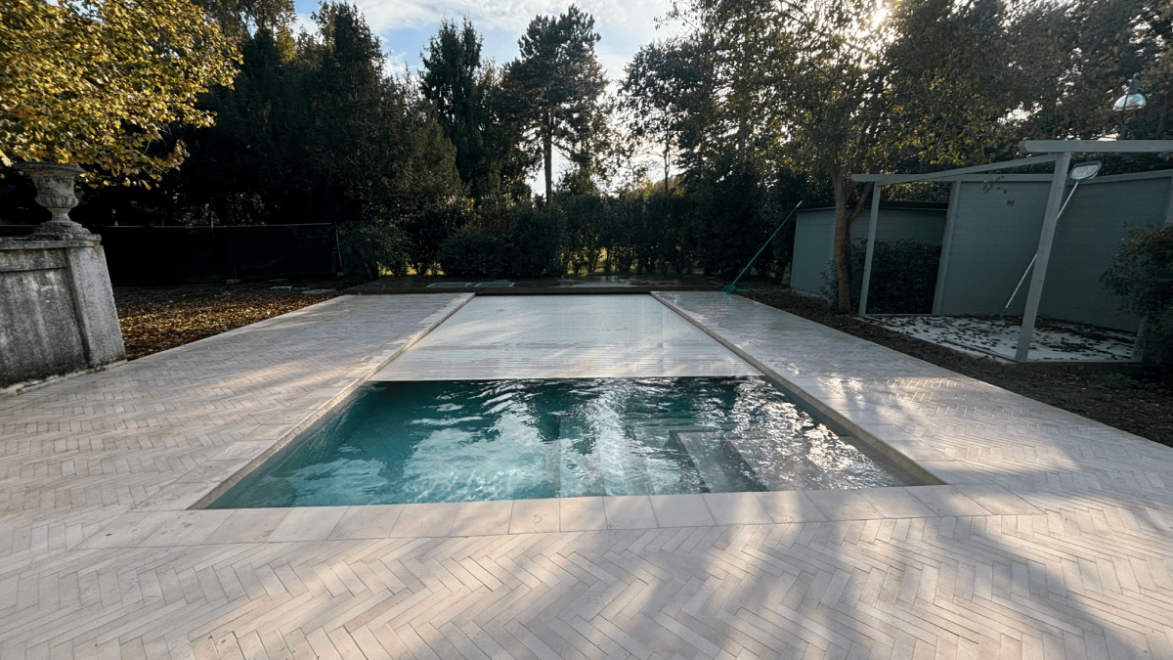 Copertura piscina tapparella 23   Favaretti Group